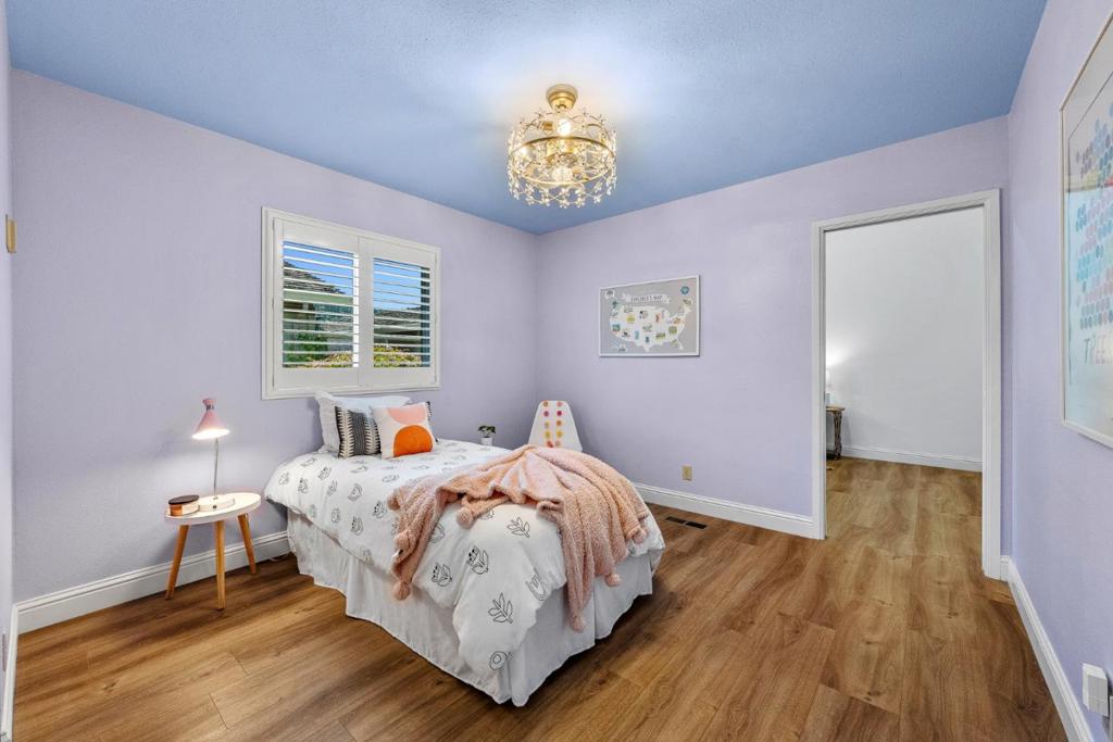 https://media.crmls.org/mediaz/4fd7d22d-14b4-4d27-90e3-b2d7d6218108.jpg?preset=X-Large