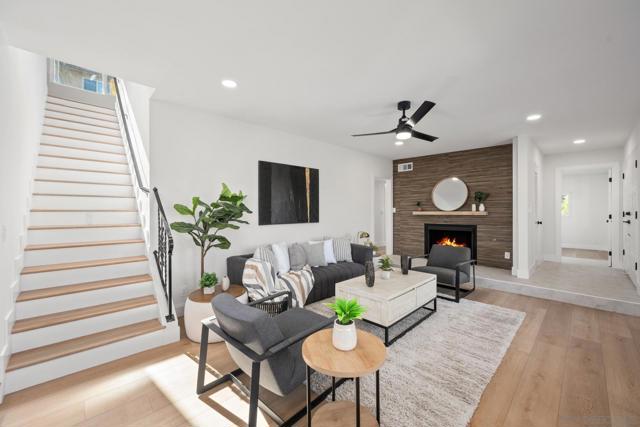 4334 Valle Dr., La Mesa CA: https://media.crmls.org/mediaz/4fd83100-498f-4c37-b36e-4e06e1fde9ec.jpg