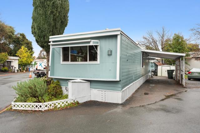 24 The Trees Drive, Concord CA: https://media.crmls.org/mediaz/4fd90ad6-7a46-4dcc-9cda-eb4e8d8f6c03.jpg