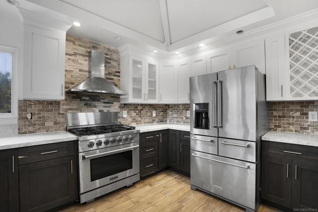 3943 Ingraham St, San Diego CA: https://media.crmls.org/mediaz/4fd9290c-5a74-4a36-8c4a-56d38182eb8f.jpg