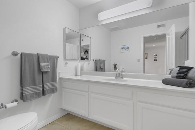 69 Don Quixote Drive, Rancho Mirage CA: https://media.crmls.org/mediaz/4fd948fc-8ba7-4a25-bb63-0550d05c61fb.jpg