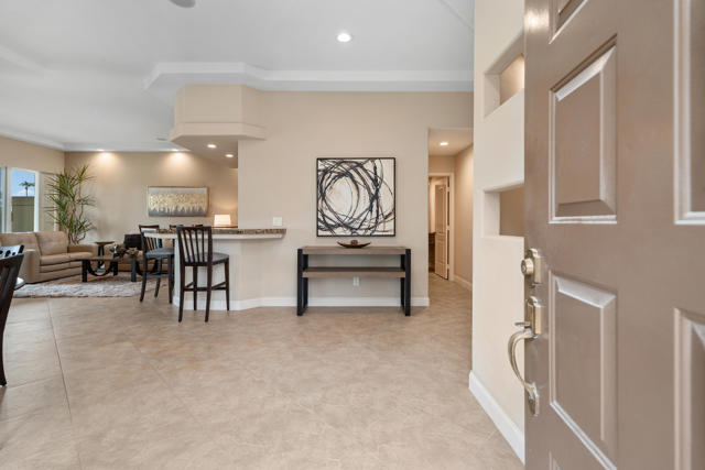 38678 Dahlia Way, Palm Desert CA: https://media.crmls.org/mediaz/4fdab2e3-621b-43c0-87e7-18165472ec24.jpg