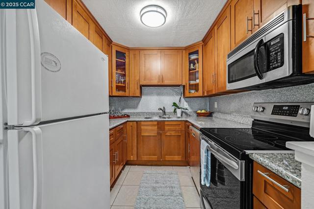 19 Haviland Ct., San Pablo CA: https://media.crmls.org/mediaz/4fdab956-437a-4fee-b969-8855d1e2776c.jpg