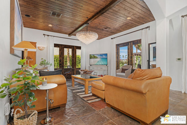 2684 Anza Trail, Palm Springs CA: https://media.crmls.org/mediaz/4fdca7f2-7ed7-4744-b99c-0a437164c275.jpg