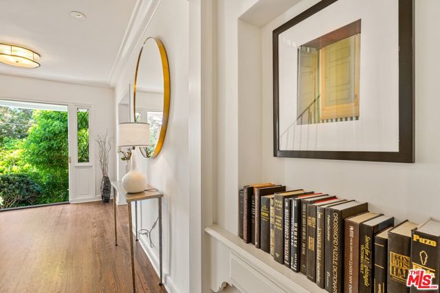 8023 Hemet Place, Los Angeles CA: https://media.crmls.org/mediaz/4fdccd51-f9cc-4f70-b487-f05bdd78d0d8.jpg