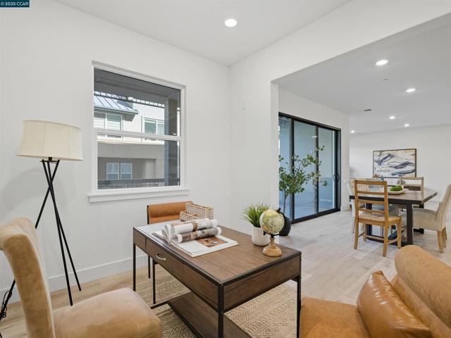 44862 S Grimmer Blvd, Fremont CA: https://media.crmls.org/mediaz/4fde7005-1e1b-423b-ad74-9b71807a3732.jpg