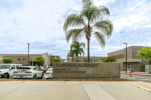 Detail Gallery Image 17 of 22 For 639 Starstone Dr, San Marcos,  CA 92078 - 3 Beds | 2 Baths