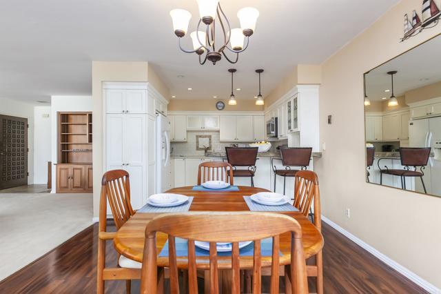 Detail Gallery Image 8 of 32 For 2915 Lawrence St. #8,  San Diego,  CA 92106 - 2 Beds | 2 Baths