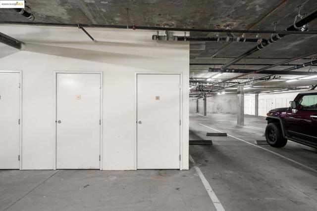 1800 Alma, Walnut Creek CA: https://media.crmls.org/mediaz/4fe4659e-b88b-41e1-84d7-3f3b3b729250.jpg