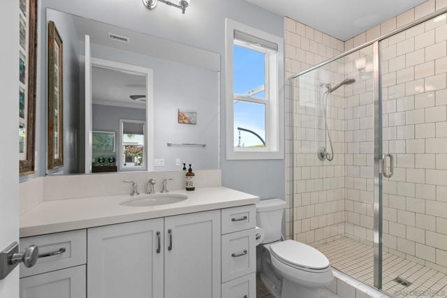 4719 Crespi Ct, Carlsbad CA: https://media.crmls.org/mediaz/4fe4f677-c23b-4a49-92f4-07299dcffebd.jpg