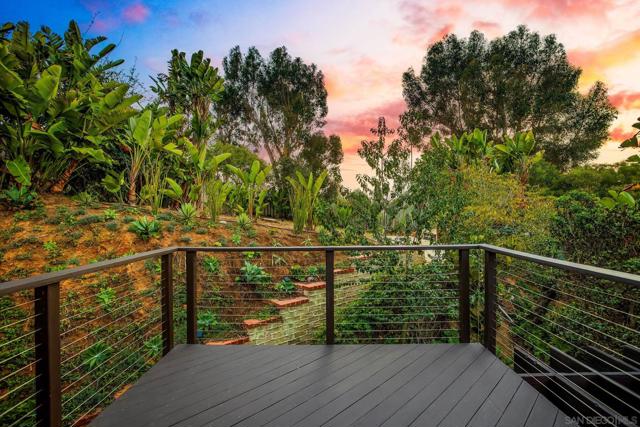 4021 Bernice Dr, San Diego CA: https://media.crmls.org/mediaz/4fe5d14c-8029-4586-9ae4-34ef8284fddd.jpg