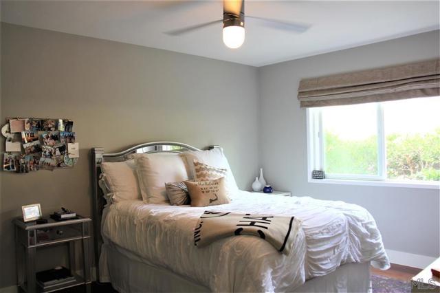 309 Prospect, La Jolla CA: https://media.crmls.org/mediaz/4fe5fd5d-4c8b-490e-9871-e0558e5743df.jpg