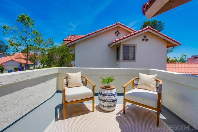 3113 Avenida Topanga, Carlsbad CA: https://media.crmls.org/mediaz/4fe6316e-cc36-4c67-8e4f-33544cc910f8.jpg