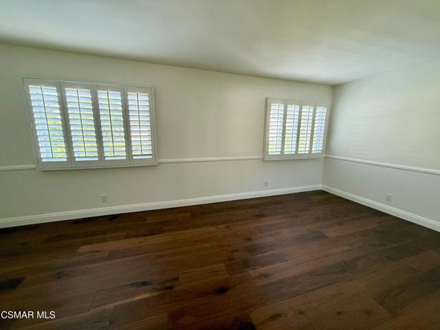 829 Sorrelwood Court, Westlake Village CA: https://media.crmls.org/mediaz/4fe6755f-370c-44d8-96f3-0f08d92a2c93.jpg