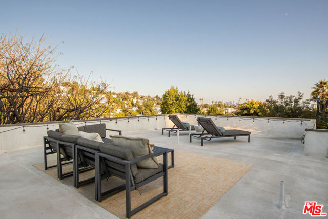 2465 N Gower Street, Los Angeles CA: https://media.crmls.org/mediaz/4fe6f201-c7f5-4ebd-a16d-6ae26a1cbf56.jpg