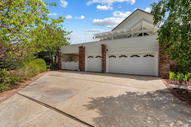 Image 7 of 75 For 4938 San Jacinto Circle