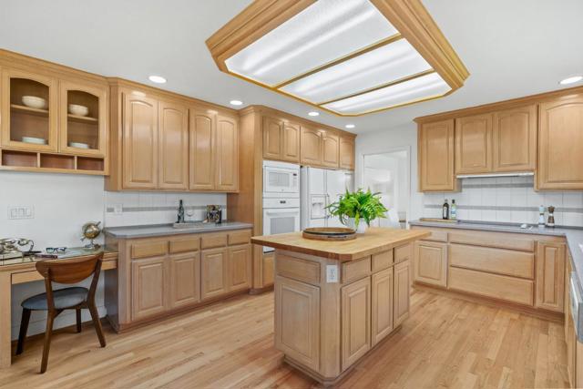 319 Montclair Road, Los Gatos CA: https://media.crmls.org/mediaz/4fe93a24-4b69-4534-b9da-e4ce7a72710e.jpg