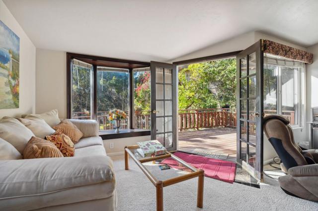 10880 Hess Drive, La Mesa CA: https://media.crmls.org/mediaz/4fea6d53-89c3-4825-92b3-8fd2a9647c13.jpg