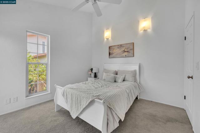 2690 Doidge Ave, Pinole CA: https://media.crmls.org/mediaz/4febd421-08ba-49f1-a869-f8c00baae87f.jpg