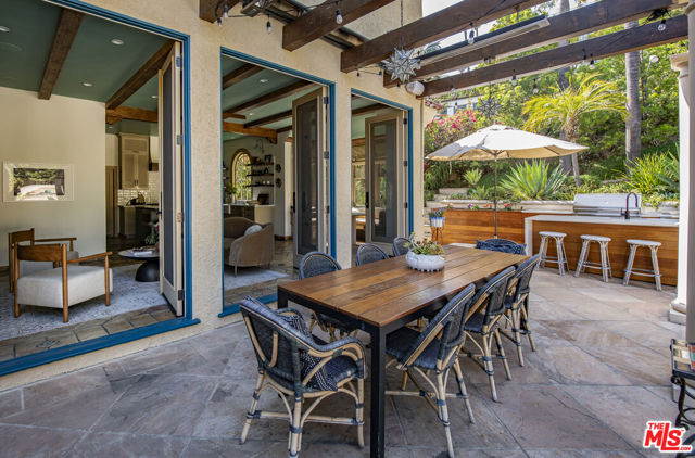2250 N Berendo Street, Los Angeles CA: https://media.crmls.org/mediaz/4febf515-c00e-4db0-859d-a506d1b81b57.jpg