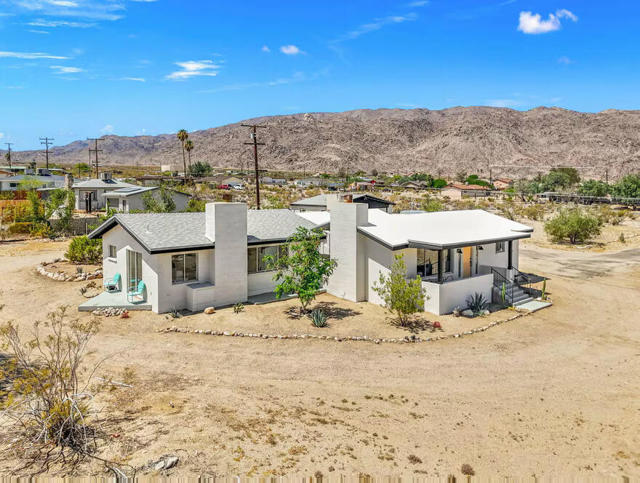 7657 N Star Avenue, 29 Palms CA: https://media.crmls.org/mediaz/4fed0414-4548-419e-b15a-d83de0c293af.jpg