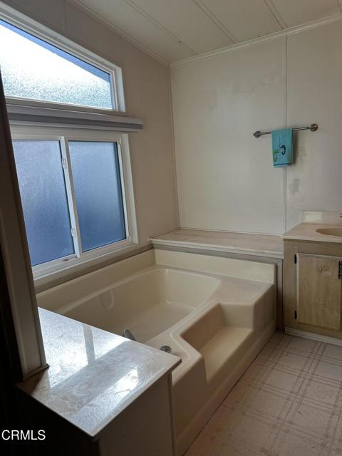 Detail Gallery Image 20 of 27 For 1220 Johnson Dr #131,  Ventura,  CA 93003 - 2 Beds | 2 Baths