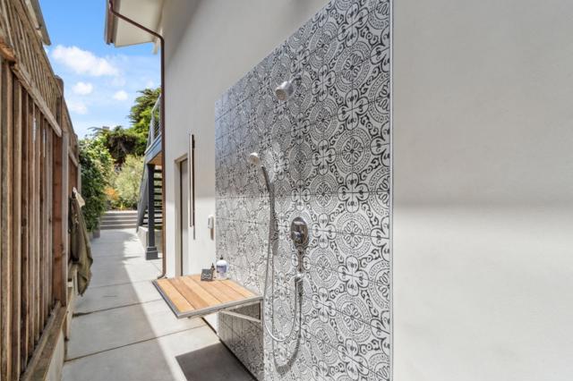 237 21st Avenue, Santa Cruz CA: https://media.crmls.org/mediaz/4fedc877-eb98-4d84-ad4b-576067098c88.jpg