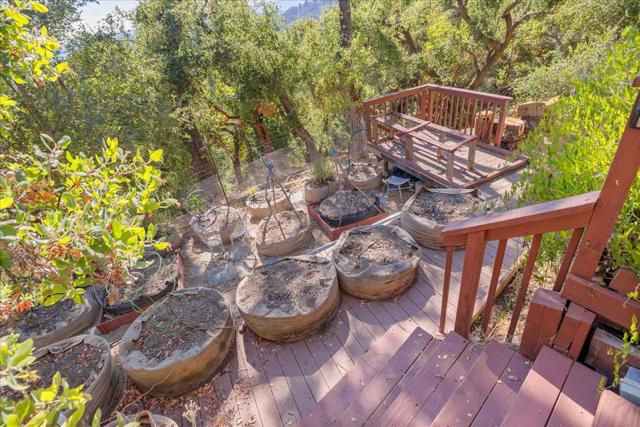 25435 Hutchinson Road, Los Gatos CA: https://media.crmls.org/mediaz/4feecb72-f9c8-4e79-9814-77bb15f963b6.jpg