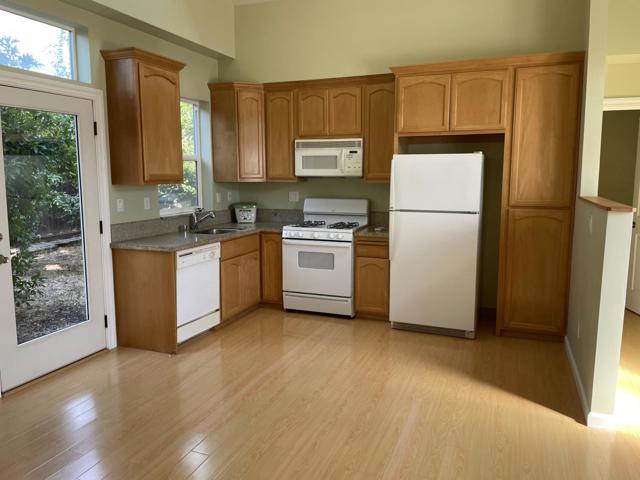 0 Ross Road, Palo Alto CA: https://media.crmls.org/mediaz/4feed3b0-0f0e-402a-ab15-6a6e2f8f8a1b.jpg