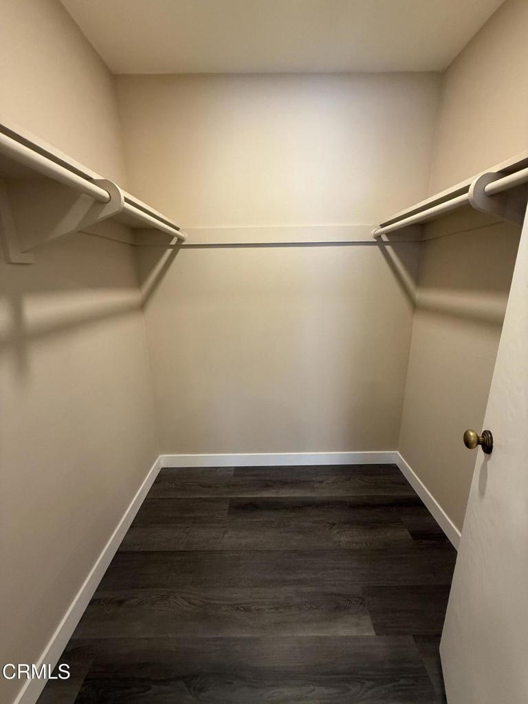 https://media.crmls.org/mediaz/4feee8d7-bbbe-4dd7-9025-c42d120b4b4c.jpg?preset=X-Large
