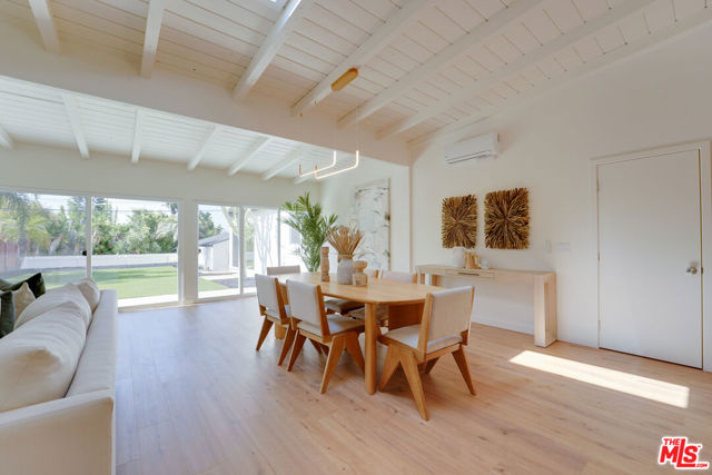 1981 Wilbur Avenue, San Diego CA: https://media.crmls.org/mediaz/4fef8726-f0b1-4337-a263-596c35f30cbb.jpg