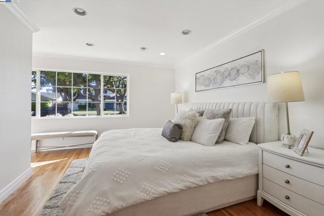 35120 Cardiff Street, Newark CA: https://media.crmls.org/mediaz/4ff0a1a7-116e-489e-981d-86a4aa0e53e8.jpg