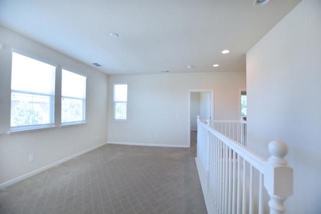 3936 Purple Finch Lane, Modesto CA: https://media.crmls.org/mediaz/4ff0b056-b239-4e2b-ac58-7fd4c96be500.jpg