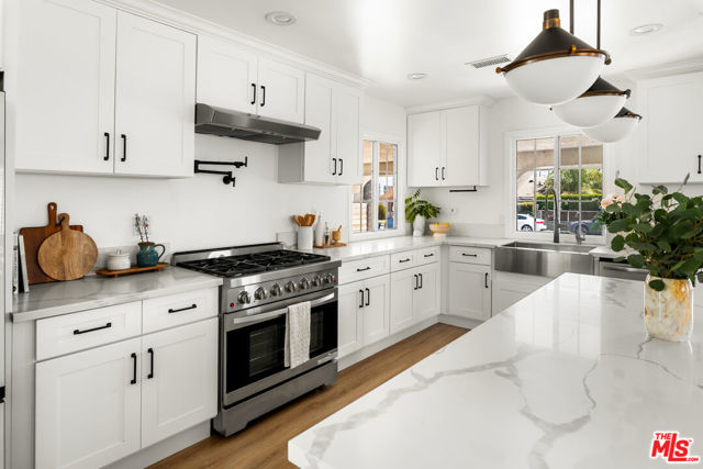 3627 W 64th Street, Los Angeles CA: https://media.crmls.org/mediaz/4ff10d57-c001-42cc-a2b3-af934a4a5de8.jpg