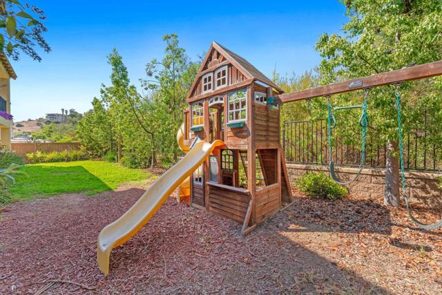 Image 34 of 39 For 8945 Mckinley Court