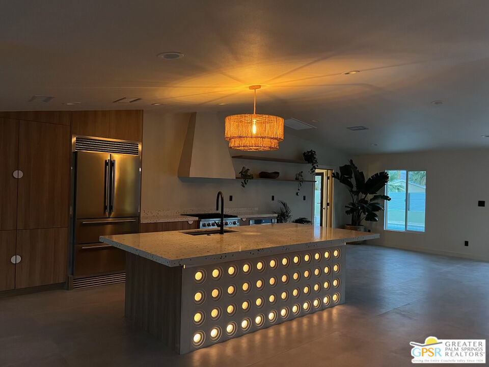 3864 E Calle San Raphael