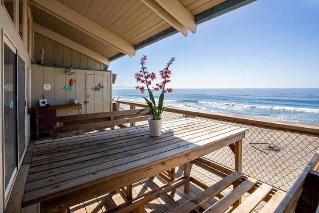 753 The Shoreline, La Selva Beach CA: https://media.crmls.org/mediaz/4ff2236c-e956-4a82-abec-76c4745cd626.jpg