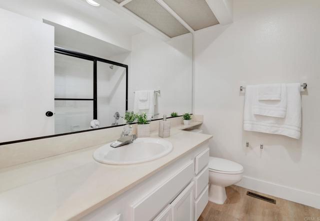 Detail Gallery Image 11 of 21 For 4631 Villas Ct, Bonita,  CA 91902 - 3 Beds | 2/1 Baths