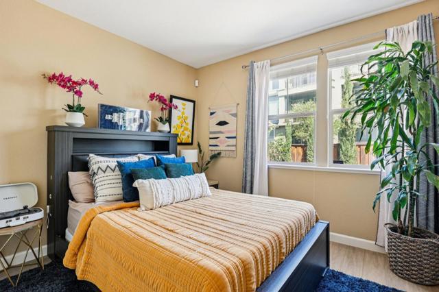 6264 Rocky Point Court, Oakland CA: https://media.crmls.org/mediaz/4ff47f49-a603-419d-958b-5bd9b13c45d6.jpg