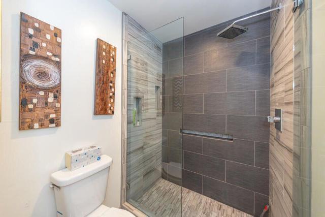 Image 23 of 38 For 48697 Eisenhower Drive