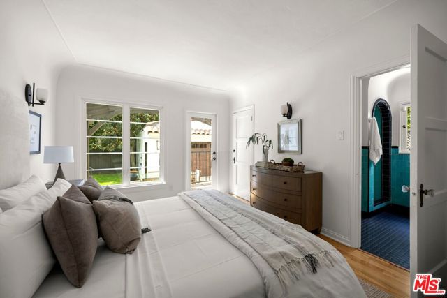 6410 Drexel Avenue, Los Angeles CA: https://media.crmls.org/mediaz/4ff5dac0-b85d-4e9a-9f4f-1765227b5315.jpg
