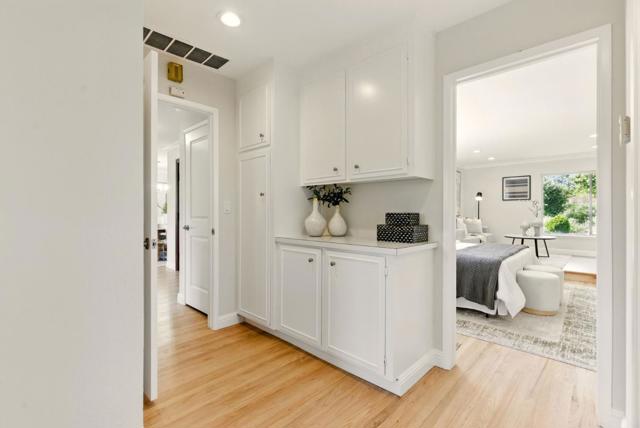 6293 Tracel Drive, San Jose CA: https://media.crmls.org/mediaz/4ff5ef0e-99d6-4989-b4a9-d6e0ed38c686.jpg
