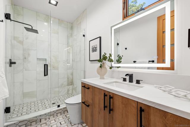 5758 60 Las Palomas, Rancho Santa Fe CA: https://media.crmls.org/mediaz/4ff64ffb-a9d2-4a6c-a083-ce036d2dea0c.jpg