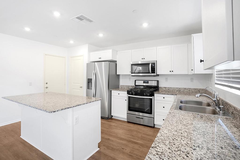 1428 Wild Prairie Way