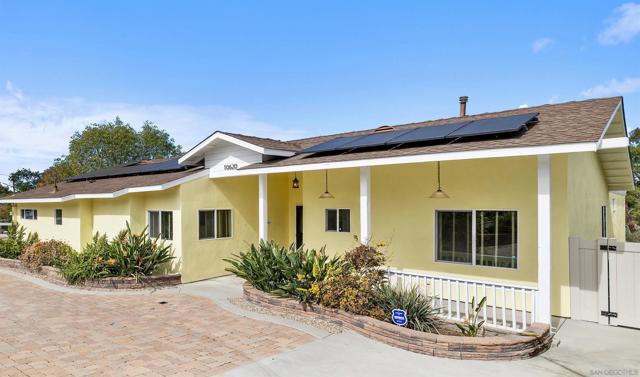 10620 Garden Way, Spring Valley CA: https://media.crmls.org/mediaz/4ff6a271-76c8-4c87-b33e-8f6777838e74.jpg