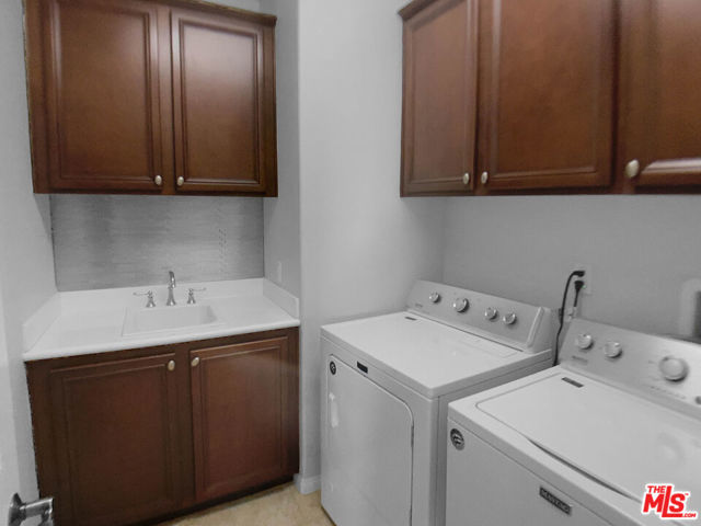 18944 Northern Dancer Lane, Yorba Linda CA: https://media.crmls.org/mediaz/4ff71837-8aec-4623-8aaa-eeb79db5e9c0.jpg