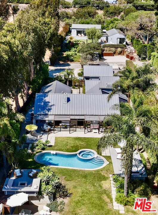 Drew Fenton | 28036 Sea Lane Drive Malibu CA | MLS: 7349915 Drew Fenton | 28036 Sea Lane Drive Malibu CA | MLS: 7349915