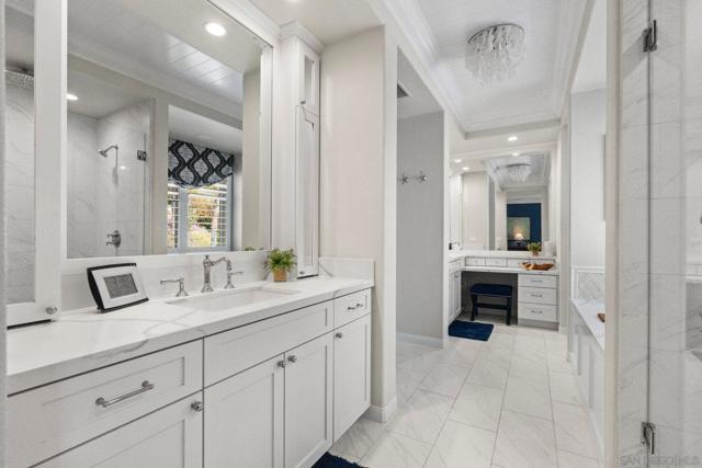 2848 Camino Serbal, San Diego CA: https://media.crmls.org/mediaz/4ff88b8d-9319-4e86-94d8-86873ab2674d.jpg