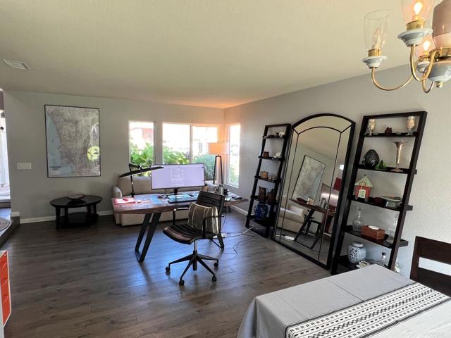 Detail Gallery Image 8 of 39 For 1760 Hampton Ct, Bonita,  CA 91902 - 3 Beds | 2/1 Baths