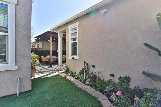 16752 San Clemente Lane, Morgan Hill CA: https://media.crmls.org/mediaz/4ff9f753-6947-4fe1-b3b6-b9781cc8541d.jpg